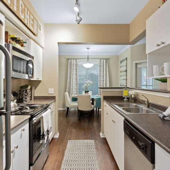 Apartments on Parmer Lane, Austin Stone Oak Parmer